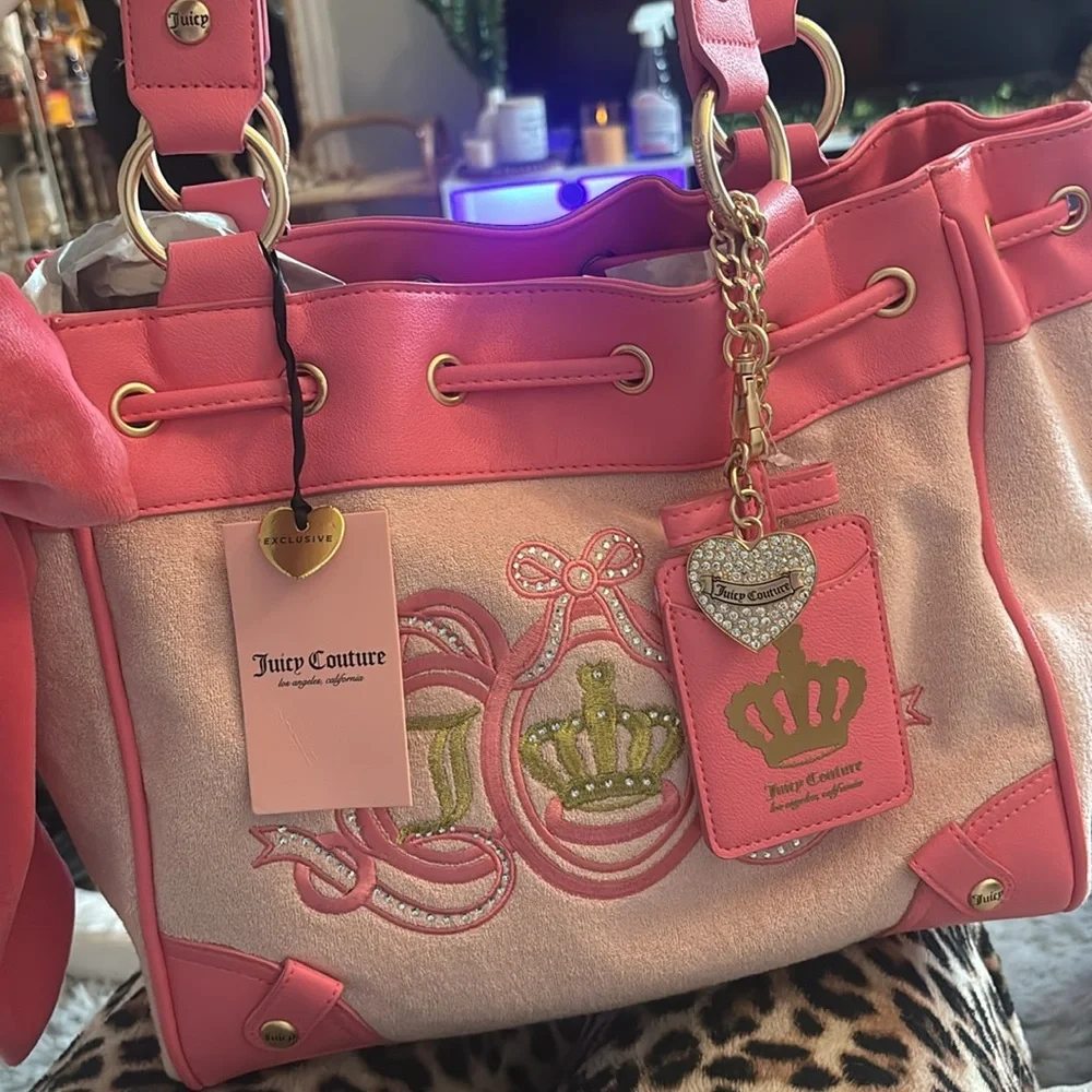SOLD Viral rare juicy couture daydreamer tote - Picture 4 of 4